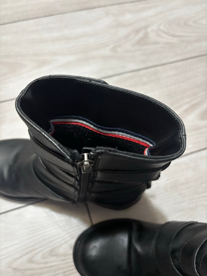 Siyah Deri Polo Orijinal Tokalı Kadın Bot - Görsel 3