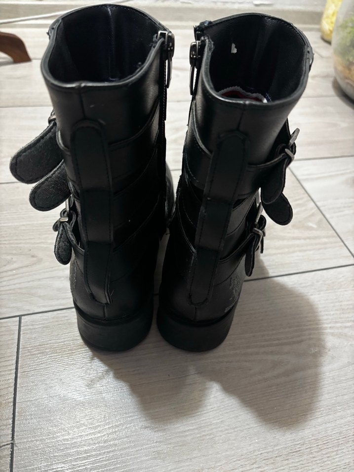 Siyah Deri Polo Orijinal Tokalı Kadın Bot - Görsel 4