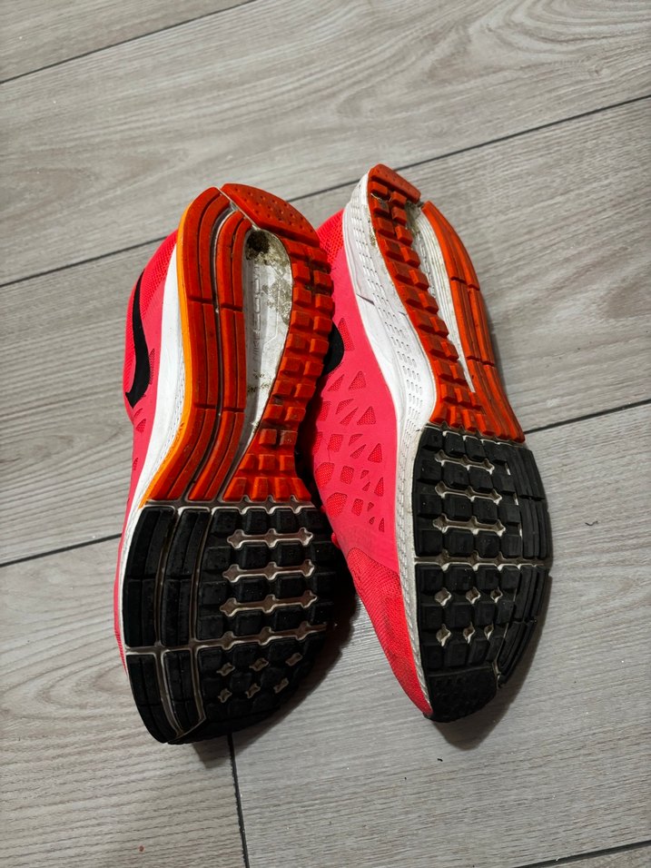 Pembe Nike Run Bağcıklı Spor Ayakkabı - Görsel 3