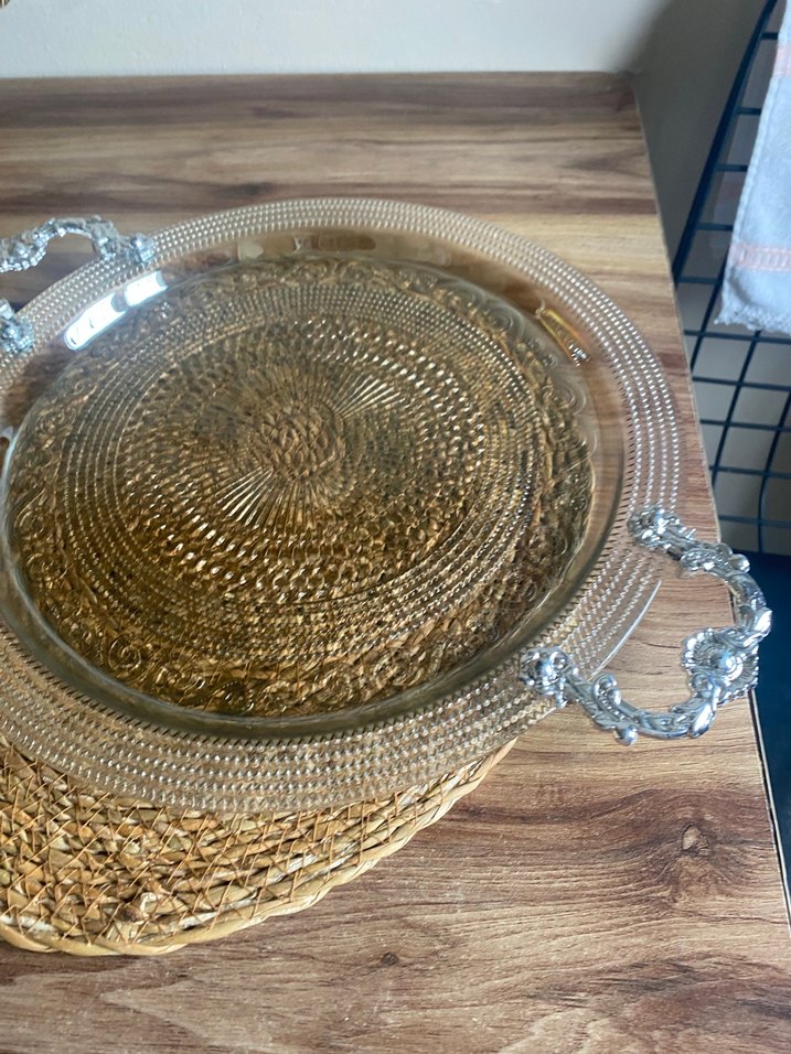 Bej Parlak Kulplu Tepsi - Görsel 2