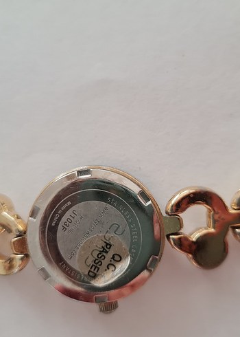 Zincir Detaylı Altın Renk Kadın Saat - Görsel 3