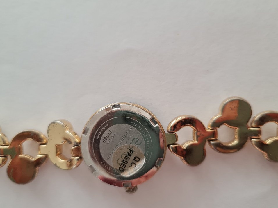 Zincir Detaylı Altın Renk Kadın Saat - Görsel 3