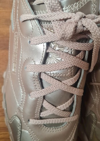 rose rengi reebok özel seri - Görsel 6