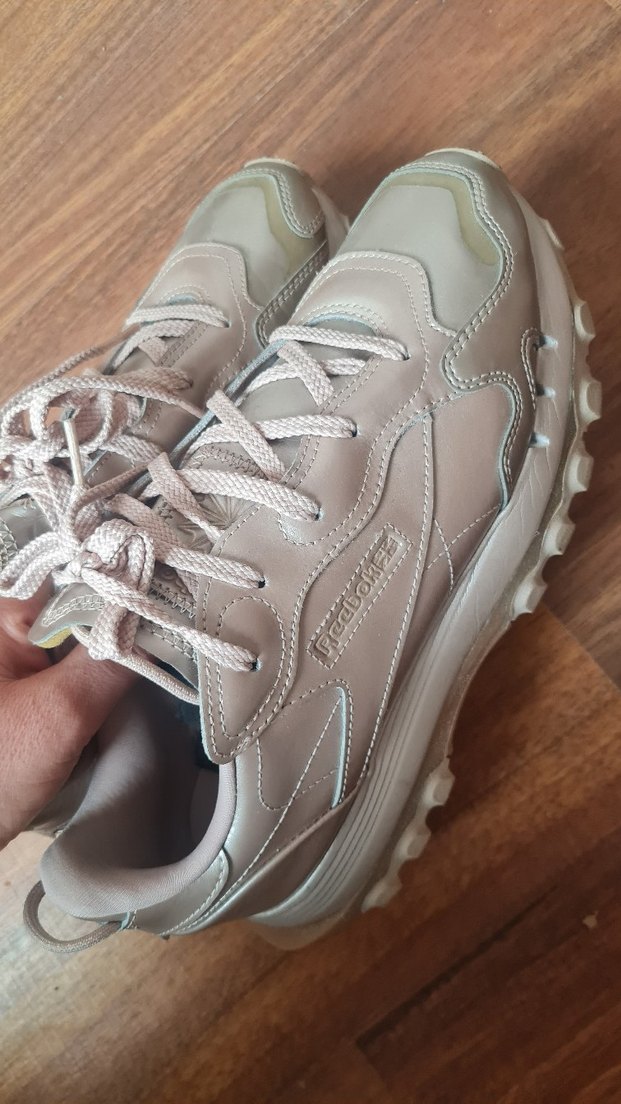 rose rengi reebok özel seri - Görsel 3