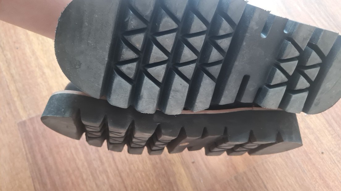 bueno marka Kadın Siyah Deri Tokalı Bot - Görsel 3