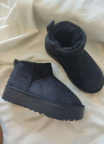 Ugg ultramini platform 