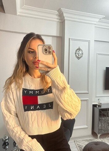 Tommy Hilfiger beyaz kazak 