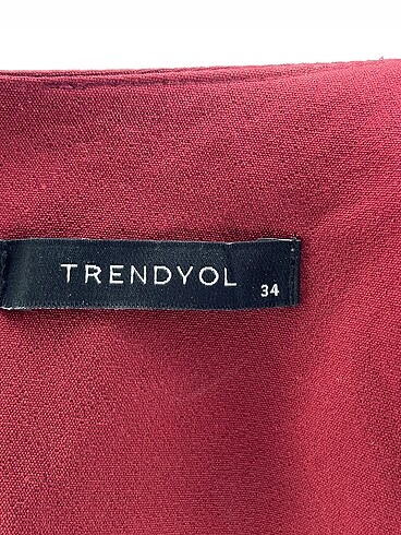 34 Beden bordo Renk Trendyol & Milla Kısa Elbise %70 İndirimli.