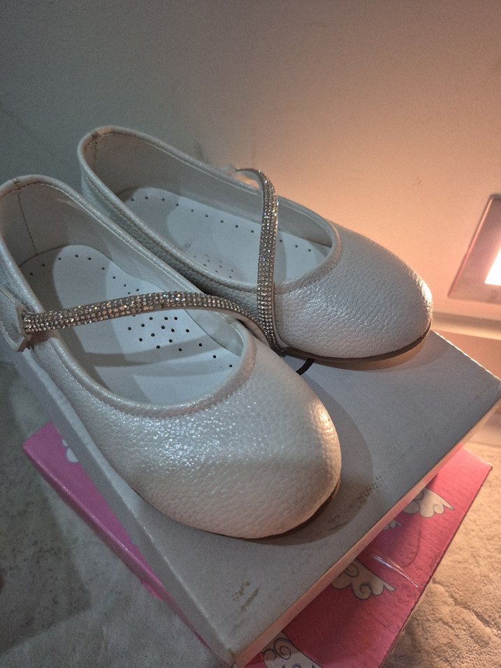 Kız Çocuk Beyaz Taşlı Babet Ayakkabı - Görsel 4