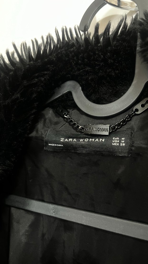 Zara Siyah Kürklü Kadın Kışlık Mont - Görsel 5