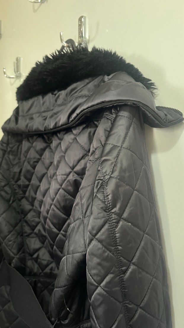 Zara Siyah Kürklü Kadın Kışlık Mont - Görsel 4