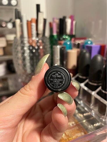 Beden Mac Twig Twist