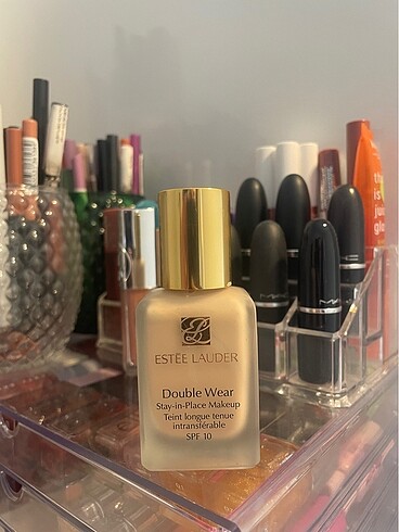 Estée Lauder Double Wear