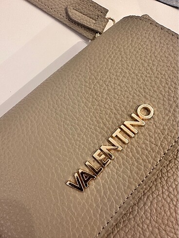 Valentino Valentino model çanta