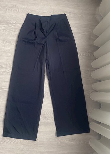 Lacivert Kadın Midi Kumaş Bol Pantolon