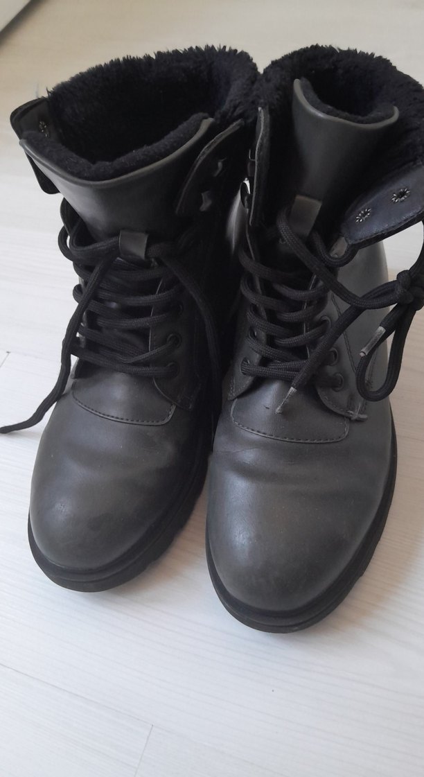 Siyah Kürklü Kinetix Kadın Bot - Görsel 3