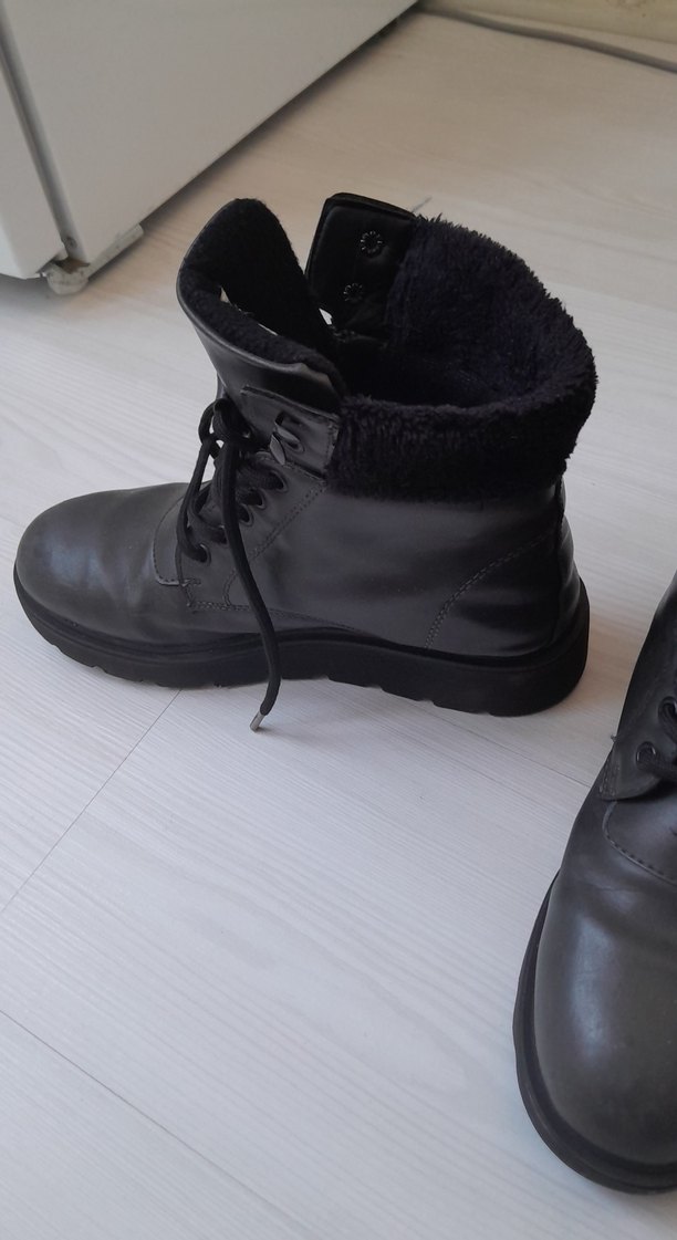 Siyah Kürklü Kinetix Kadın Bot - Görsel 5