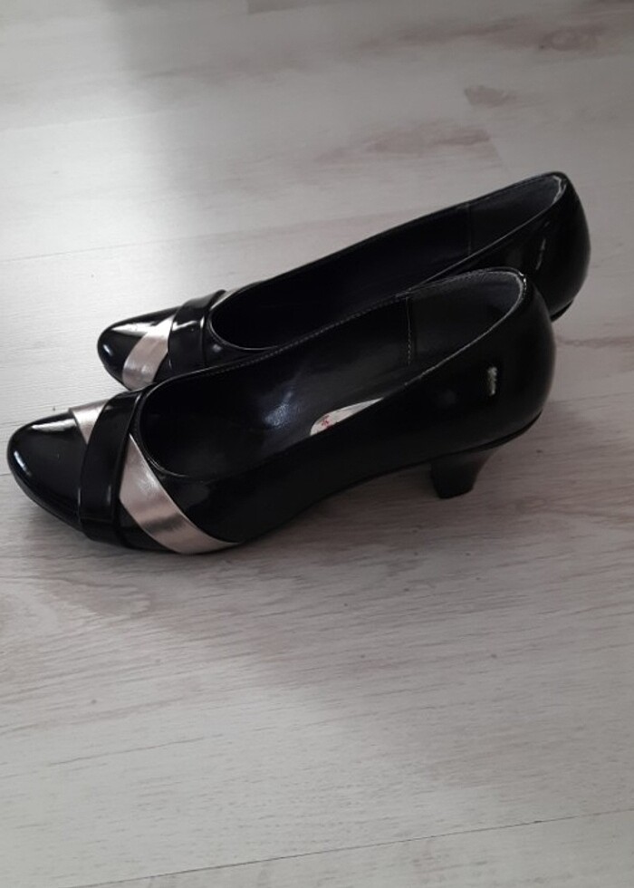 Topuklu ayakkabi - Görsel 2