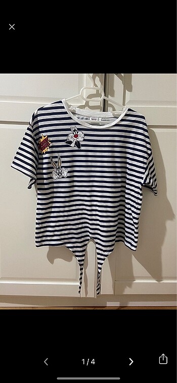 BUGS BUNNY TSHIRT