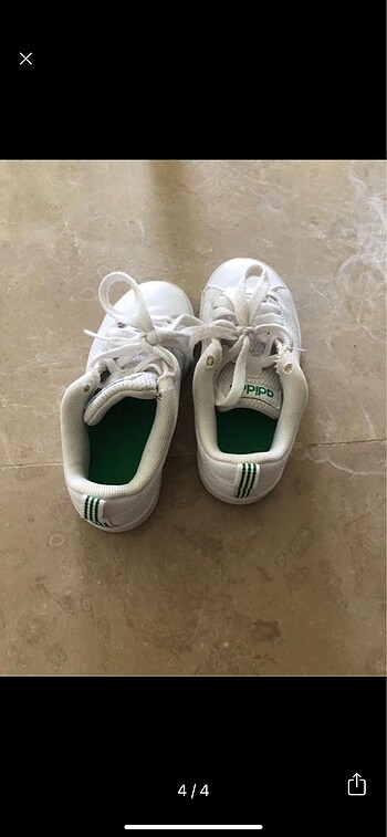 28 Beden beyaz Renk Adidas spor ayakkabısı