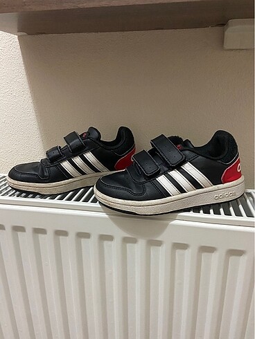 Adidas erkek çocuk ayakkabısı