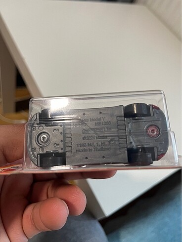 Beden Renk MATCHBOX TESLA MODEL Y KAPALI KUTU