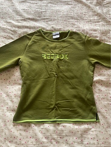 Reebok Sweatshirt S beden