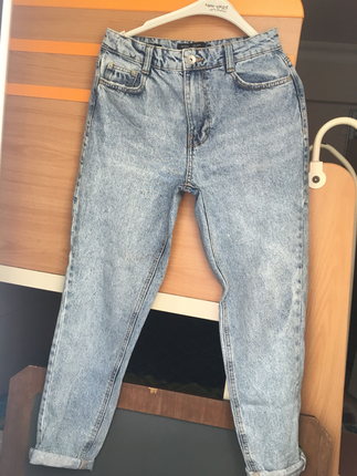 Mom Jean