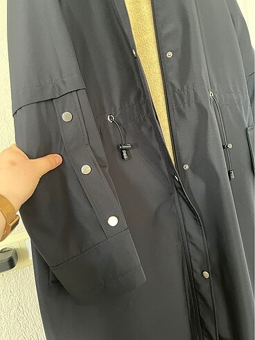 Lacivert içi kürklü pardesü - Görsel 4