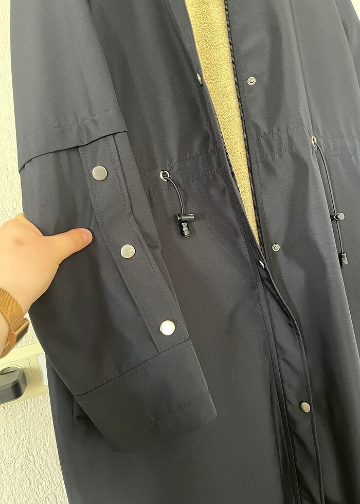 Lacivert içi kürklü pardesü - Görsel 4