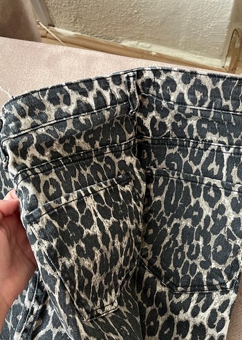 34 Beden kahverengi Renk Kahverengi Leopar Desenli Kadın Jean