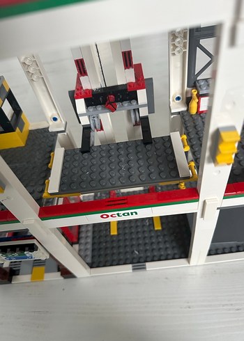  Beden Renk 4207 numaralı Lego Şehir Garajı