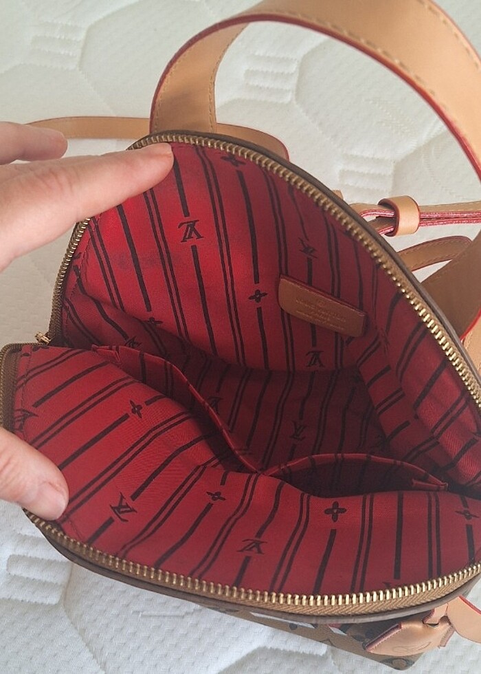 Bayan sırt çantası - Görsel 2