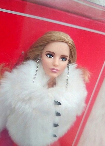 Natalia Vodianova Barbie 2016 Black Label Mattel CHX13
