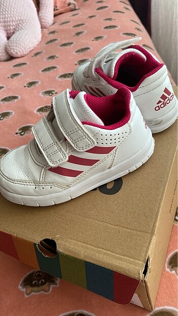 Adidas orjinal 23.5 kız ayakkabı