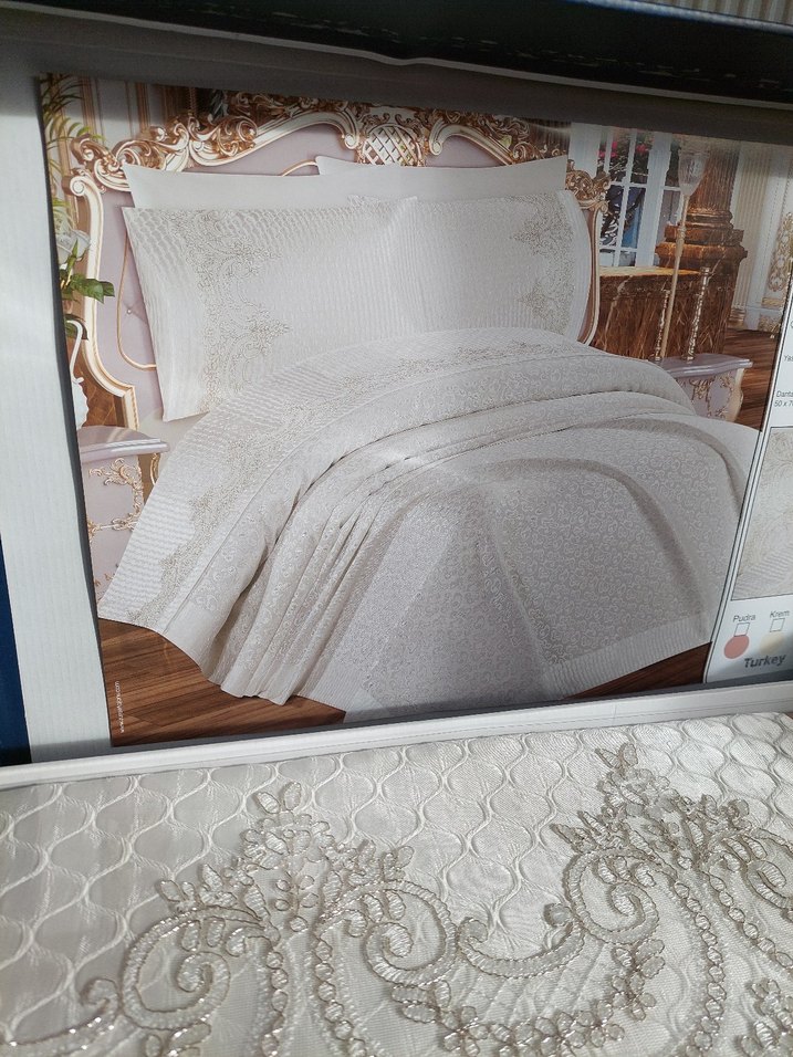 Nakış Detaylı Pike Takımı - Görsel 2