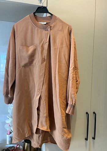 Bej Uzun Kollu Düğmeli Tunik - Görsel 2