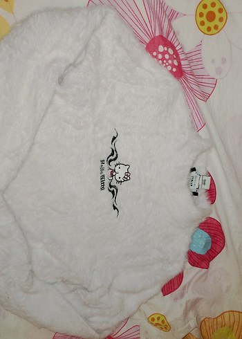 bershka hello kitty özel koleksiyon