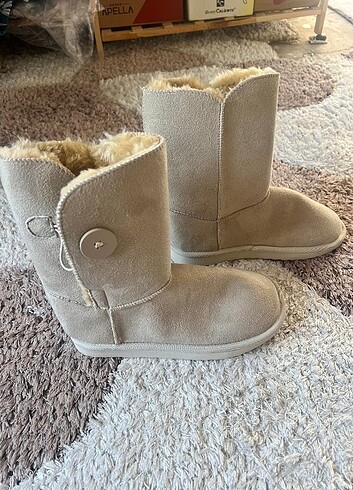 Ugg bot çizme 