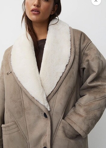 s Beden Pull&Bear mont