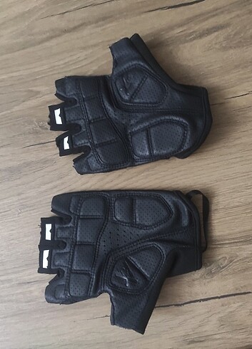 Decathlon bisiklet eldiveni (fitnes)