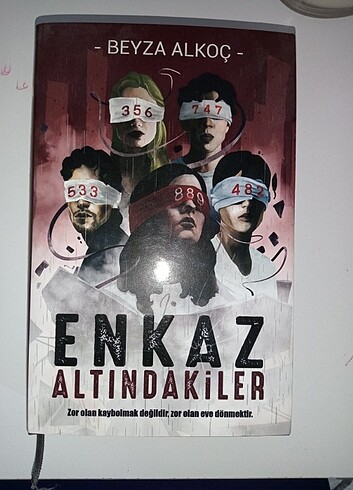 Enkaz altındakiler 