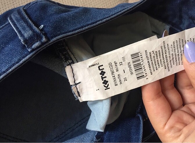 26 Beden mavi Renk Koton jean