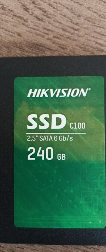 SDD 240 GB hardiks 