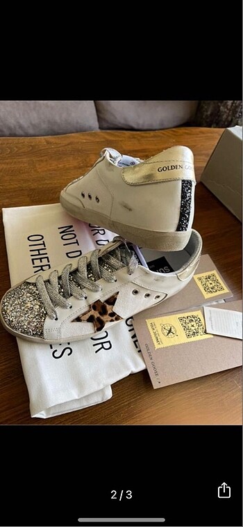Golden Goose Deluxe Golden Goose
