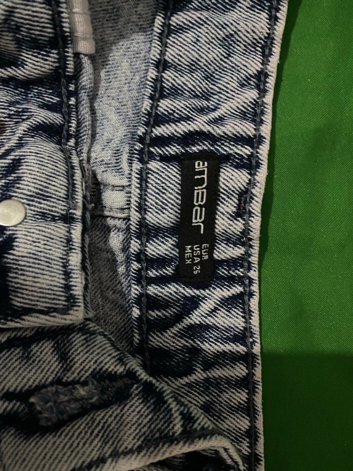 Kadın kot Bol Kesim Mini Denim Şort - Görsel 4