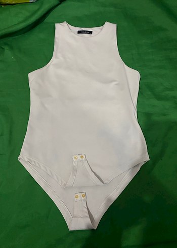 Krem Düz Kesim Kolsuz Kadın Bodysuit - Görsel 6