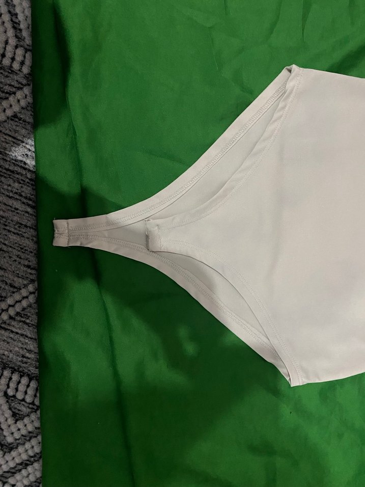 Krem Düz Kesim Kolsuz Kadın Bodysuit - Görsel 2