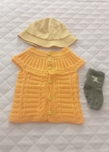 Sarı Örgü Kız Çocuk Kolsuz Hırka - Görsel 5