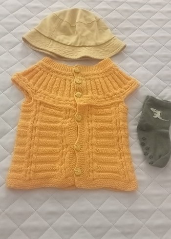 Sarı Örgü Kız Çocuk Kolsuz Hırka - Görsel 4